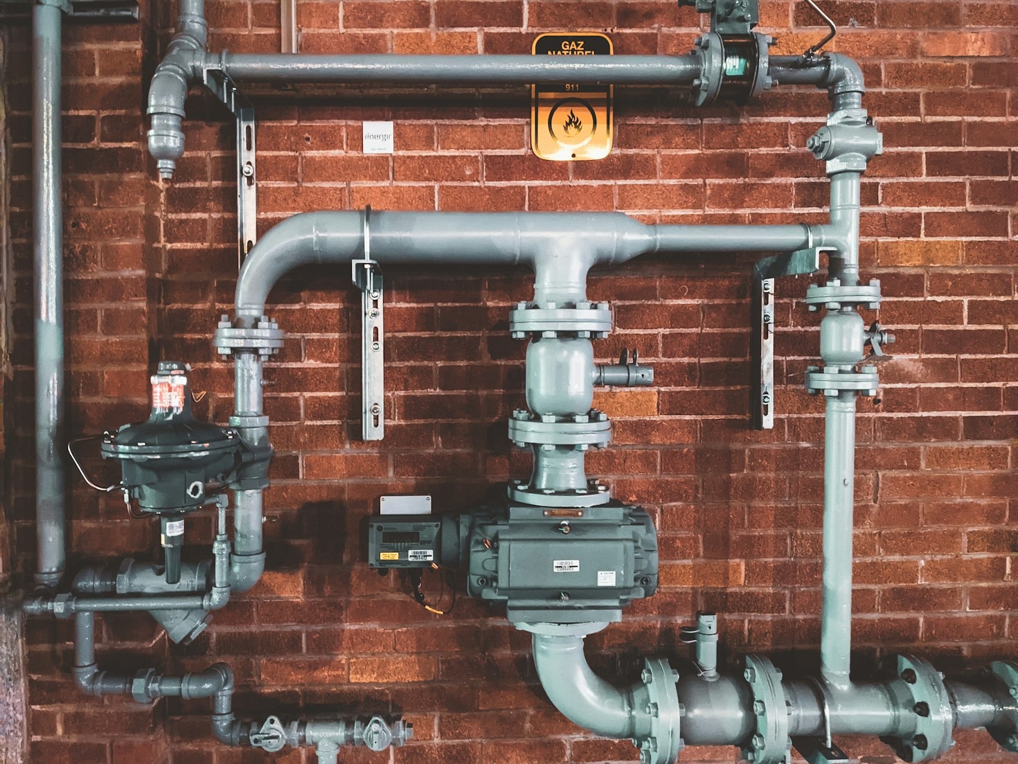 Top Myths About Plumbing Services Debunked